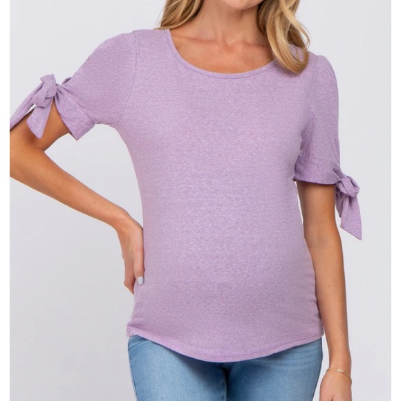 🛑SOLD🛑Pinkblush maternity top with tie details - Picture 1 of 5